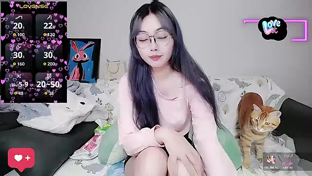 baby-yaya20 online show from 10-29-25, 11:42