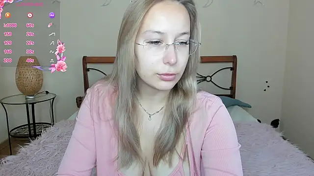 Snapshot of dina_sunshine chatting on 10-17-25, 03:10 dina sunshine online show from 10-17-25, 03:10