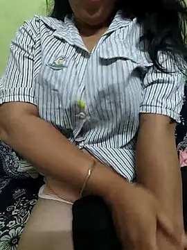 Monika 9Gupta070 online show from 09-26-25, 05:42