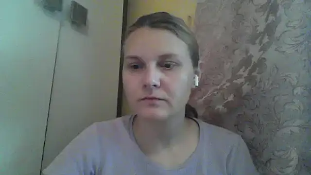 Snapshot of Elvanii chatting on 06-10-26, 07:09 Elvanii online show from 06-10-26, 07:09
