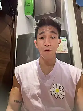 Snapshot of gooodboiii chatting on 04-08-26, 03:35 gooodboiii online show from 04-08-26, 03:35