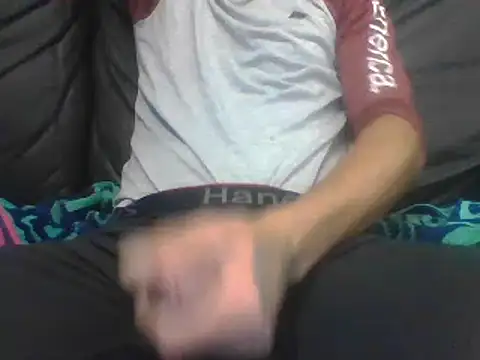 Snapshot of Sillycatfish chatting on 05-30-26, 12:00 Sillycatfish online show from 05-30-26, 12:00