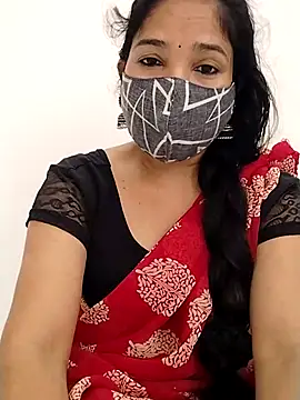 Snapshot of Girl_071 chatting on 10-11-25, 08:26 Girl 071 online show from 10-11-25, 08:26