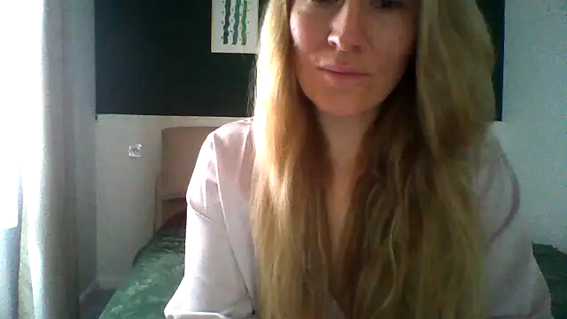 Snapshot of Krivya chatting on 06-30-26, 08:31 Krivya online show from 06-30-26, 08:31