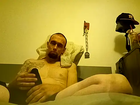 Nocturnal Eros online show from 09-14-25, 06:47