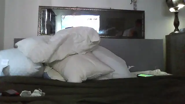 Snapshot of Nocturnal_Eros chatting on 04-06-26, 01:12 Nocturnal Eros online show from 04-06-26, 01:12