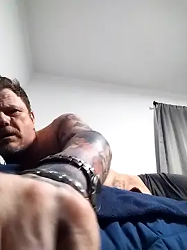 WiltedYeller online show from 03-05-26, 04:31