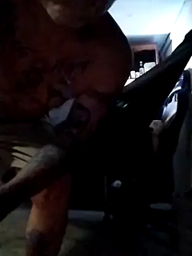 WiltedYeller online show from 04-30-26, 01:56