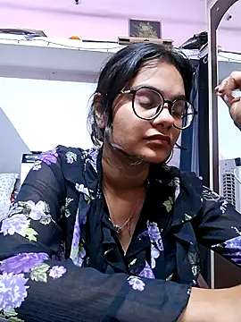 Snapshot of horny_haze chatting on 09-18-25, 03:37 horny haze online show from 09-18-25, 03:37