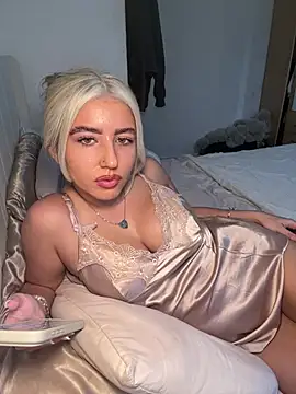 BlondeBetty online show from 02-18-26, 10:12