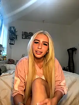 BlondeBetty online show from 09-25-25, 04:35