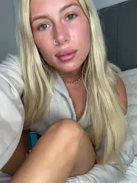 SexySaraxxoo online show from 07-26-26, 05:09