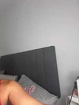 SexySaraxxoo online show from 07-10-26, 10:43
