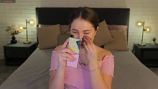 Sweet  Amily online show from 11-27-25, 07:09