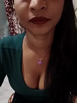 Itz Mayra  online show from 11-13-25, 07:34