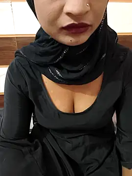 Itz Mayra  online show from 11-06-25, 06:50