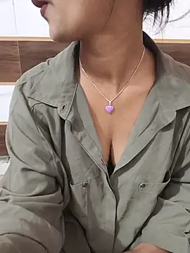 Itz Mayra  online show from 11-09-25, 06:50