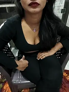 Itz Mayra  online show from 11-13-25, 07:40