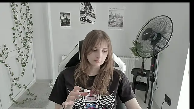 Snapshot of NeyliDream chatting on 06-07-26, 12:10 NeyliDream online show from 06-07-26, 12:10