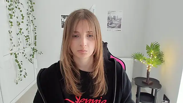 NeyliDream online show from 04-18-26, 01:13