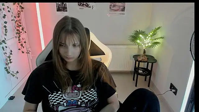 Snapshot of NeyliDream chatting on 07-10-26, 03:23 NeyliDream online show from 07-10-26, 03:23
