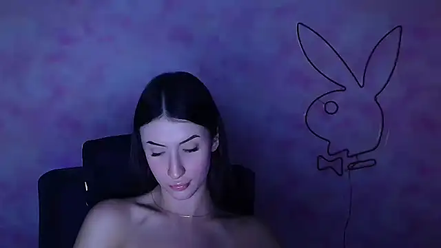 AlisaBubbles online show from 12-23-25, 08:57