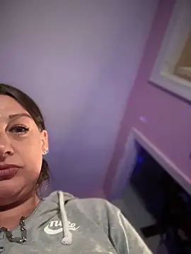 shortywidaphatty online show from 10-28-25, 01:21