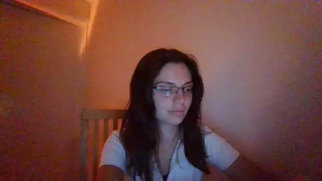 Snapshot of Zerinaa chatting on 07-08-26, 09:15 Zerinaa online show from 07-08-26, 09:15