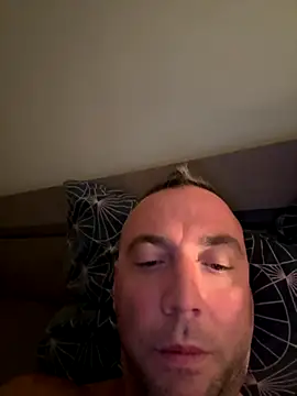 Marronglace1 online show from 10-27-25, 07:09