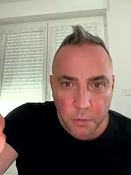 Marronglace1 online show from 01-12-26, 01:07