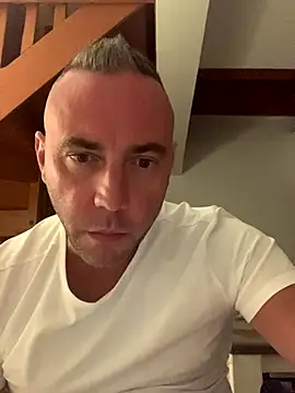 Marronglace1 online show from 10-01-25, 08:13