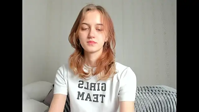 Snapshot of dreamy_pollyyy chatting on 11-09-25, 06:56 dreamy pollyyy online show from 11-09-25, 06:56