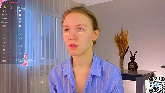 Succubelle online show from 11-26-25, 06:13