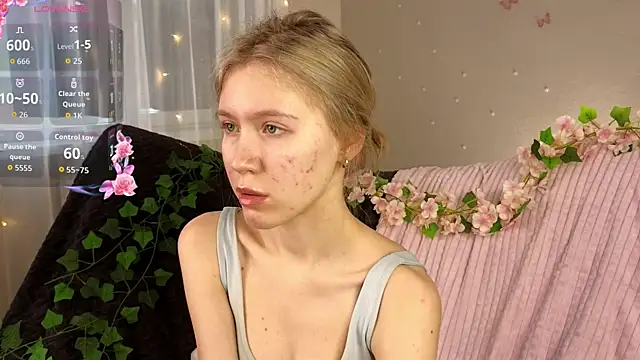 Succubelle online show from 01-12-26, 07:15