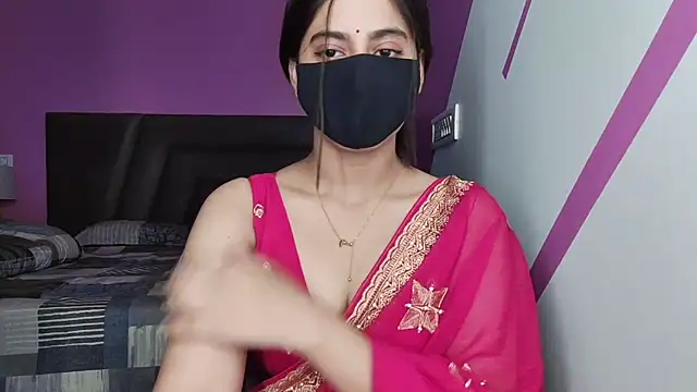 Snapshot of Tanya-mittal chatting on 06-11-26, 04:53 Tanya-mittal online show from 06-11-26, 04:53
