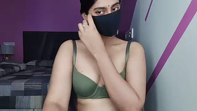 Snapshot of Tanya-mittal chatting on 06-03-26, 04:57 Tanya-mittal online show from 06-03-26, 04:57