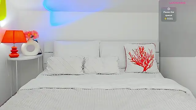 Snapshot of LexiePat chatting on 02-04-26, 01:17 LexiePat online show from 02-04-26, 01:17