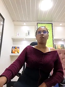 susan mooree online show from 11-19-25, 07:25