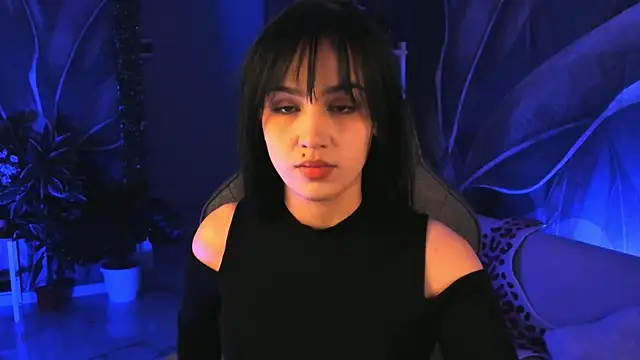 MonicaFarmer online show from 10-22-25, 05:34