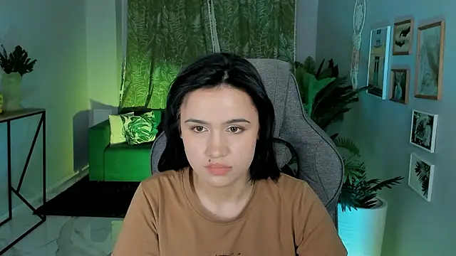 MonicaFarmer online show from 02-21-26, 11:51