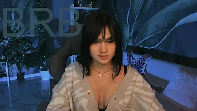 MonicaFarmer online show from 10-29-25, 05:23