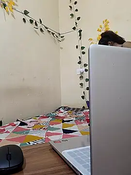 mia ka khalifaaa online show from 09-16-25, 07:04