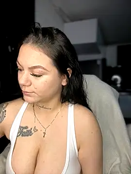 Megaan  More online show from 10-25-25, 02:44