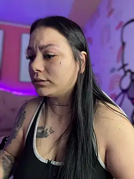 Snapshot of Megaan__More chatting on 05-19-26, 02:07 Megaan More online show from 05-19-26, 02:07