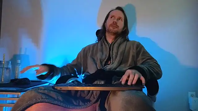 AlbinoAdonis online show from 09-30-25, 09:32