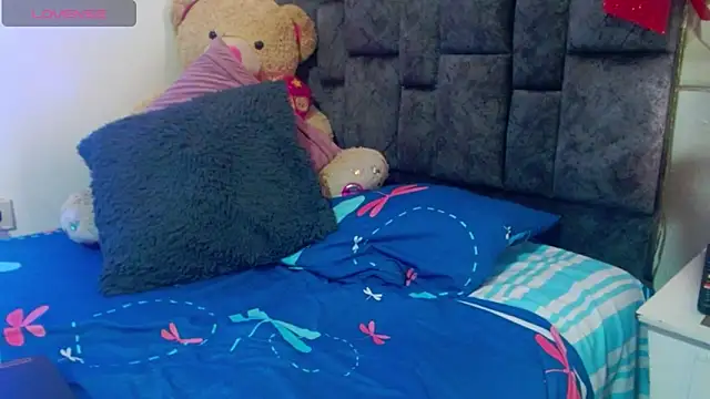 Charlotte Landry   online show from 12-17-25, 07:08