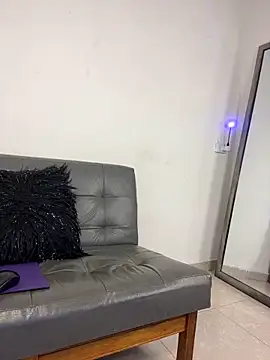 Deysha Garcias online show from 11-09-25, 04:38