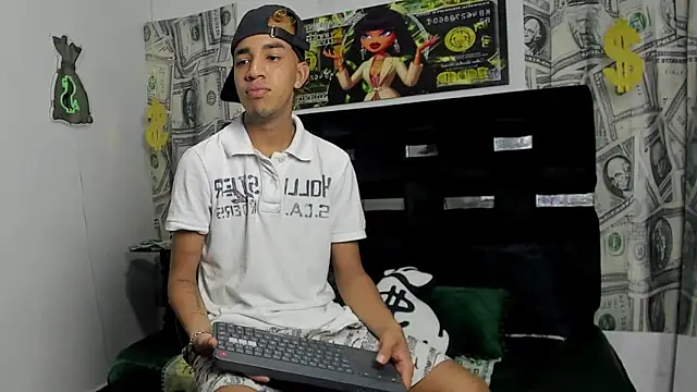 Latin straight0 online show from 09-14-25, 06:19