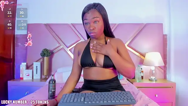 SophieSinclair online show from 10-23-25, 12:59