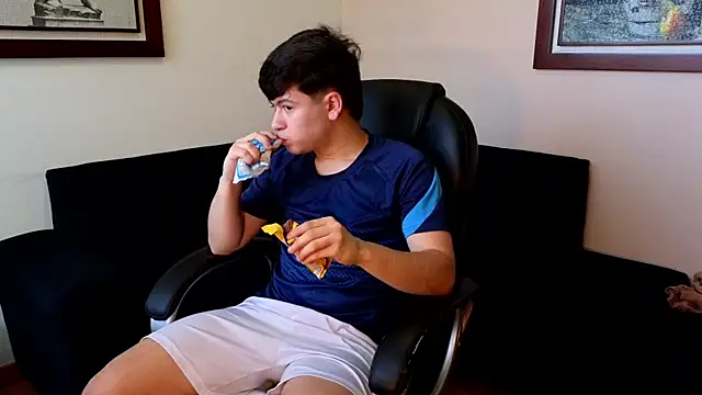 tightncuteass online show from 04-06-26, 09:38